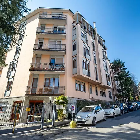 Guesthost - Casa Mia Casa Tua - * ベルガモ