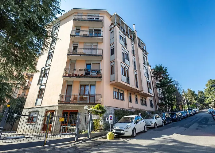 Guesthost - Casa Mia Casa Tua - * Bergame